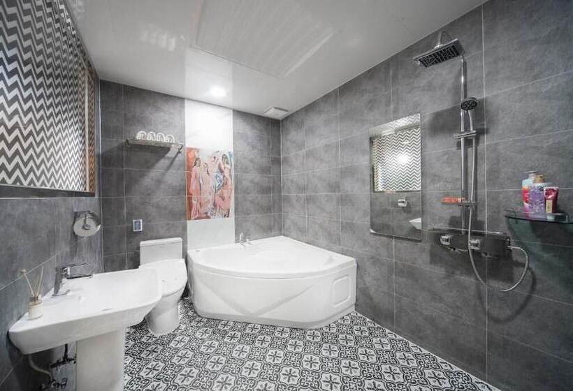 בית מלון כפרי Samho