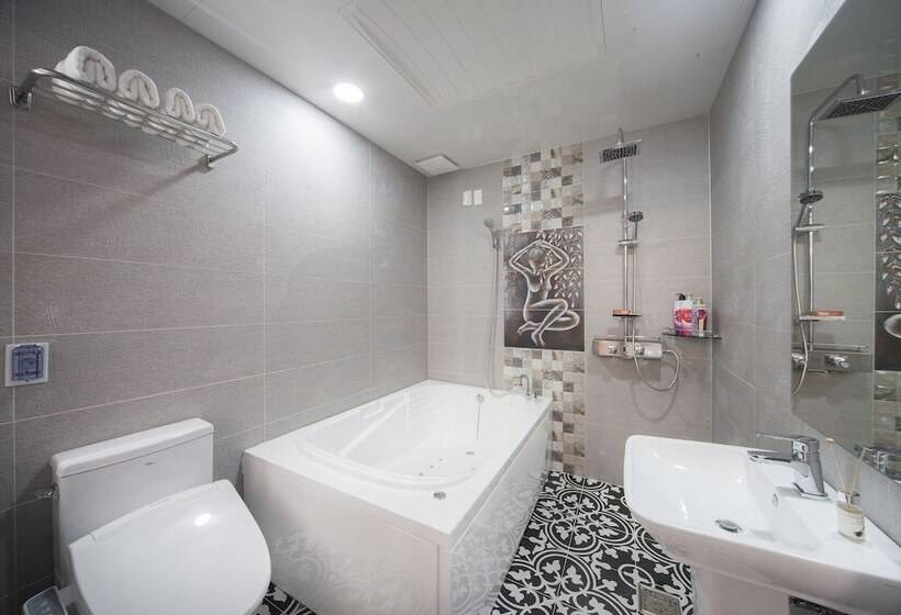 בית מלון כפרי Samho