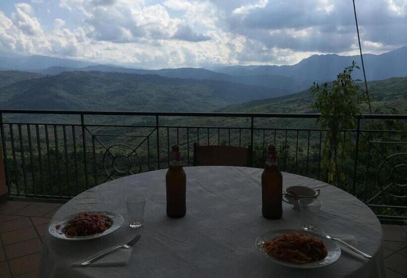 פנסיון Immersi Nella Natura