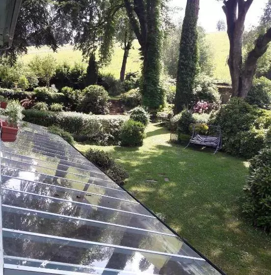 ペンション Chambres Et Table D Hôtes La Billebaude