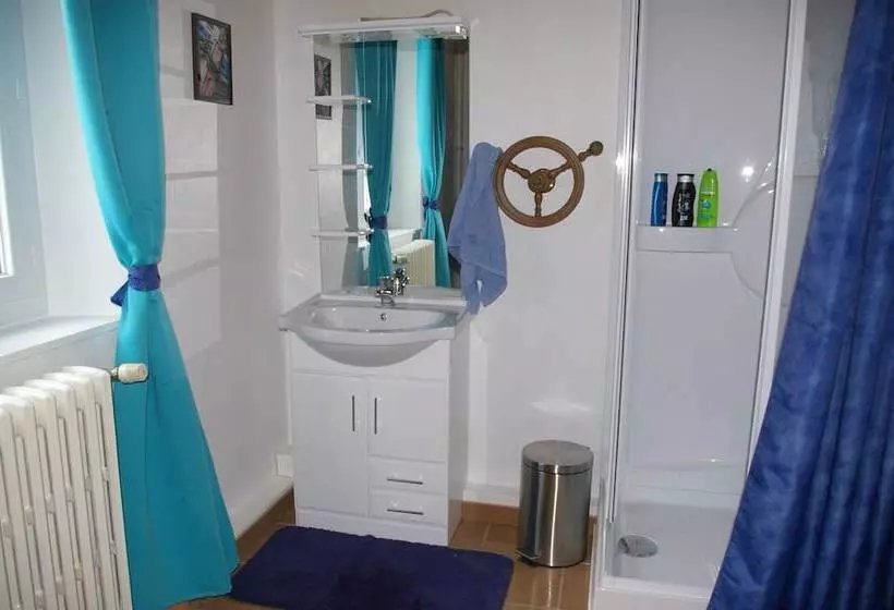 Majatalo Le Belvédère De Sainte Anne