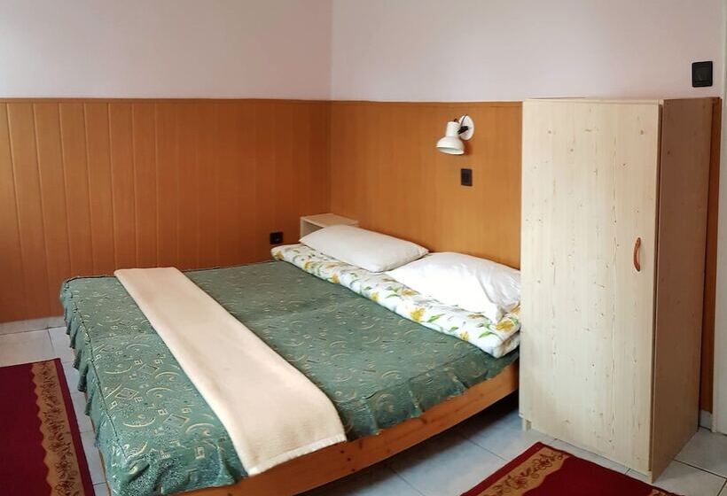 ペンション Muskátli üdülőház