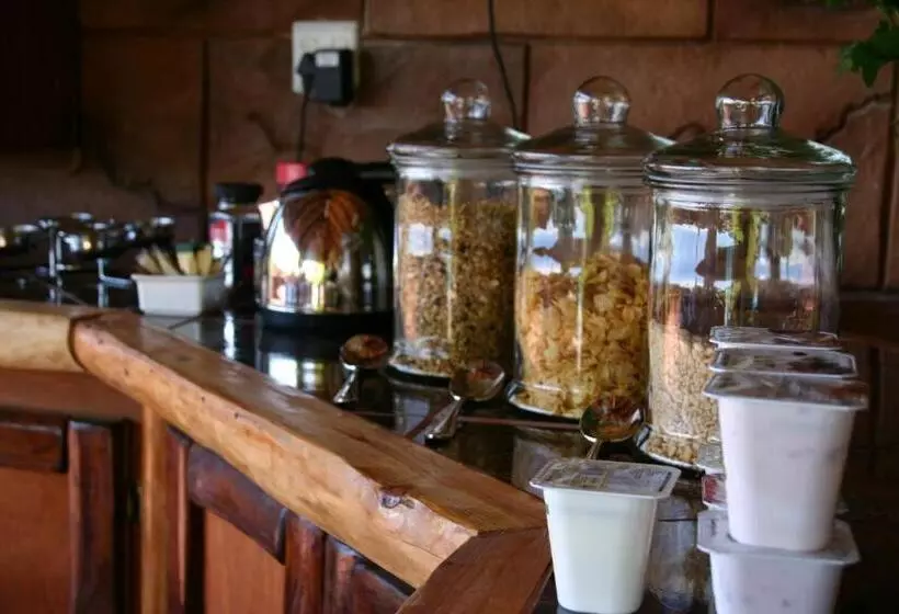 Majatalo Villa Le View Guesthouse