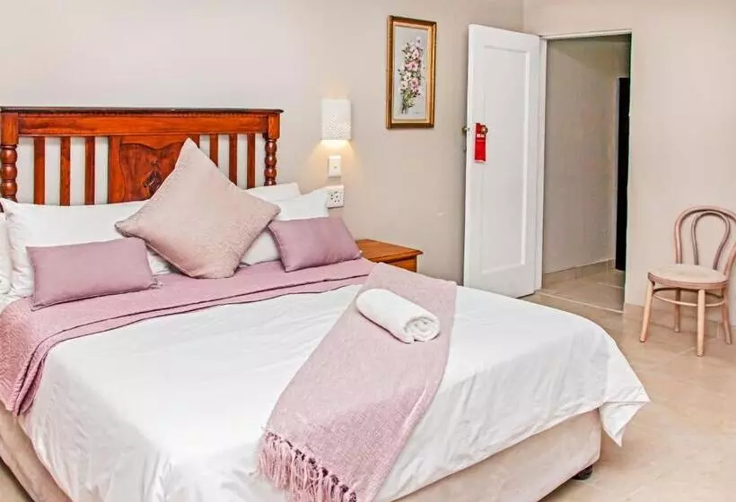 Majatalo Villa Le View Guesthouse