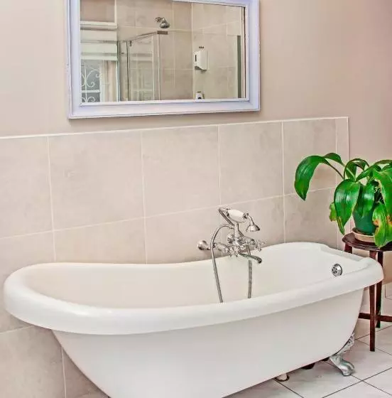 Majatalo Villa Le View Guesthouse