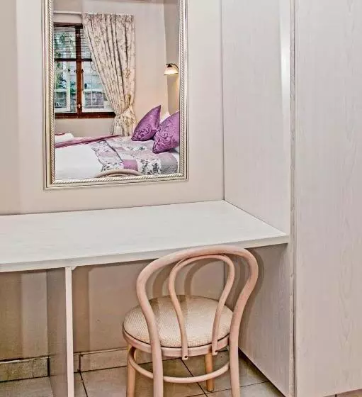 Majatalo Villa Le View Guesthouse