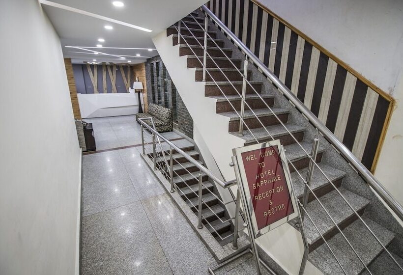 Wowstayz Hotel Sapphire