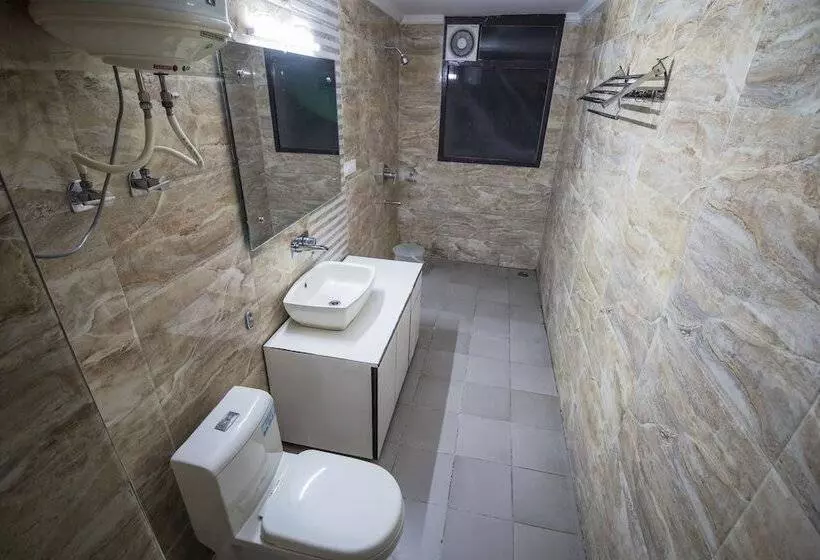 Wowstayz Hotel Sapphire