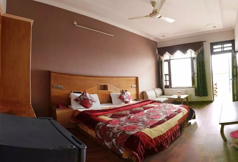 Wowstayz Hotel Sapphire