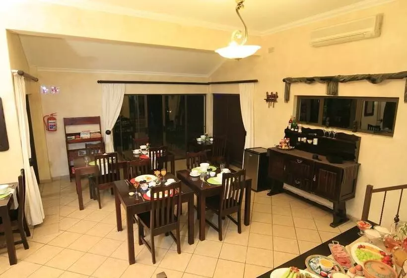 Afri Lala Bed & Breakfast