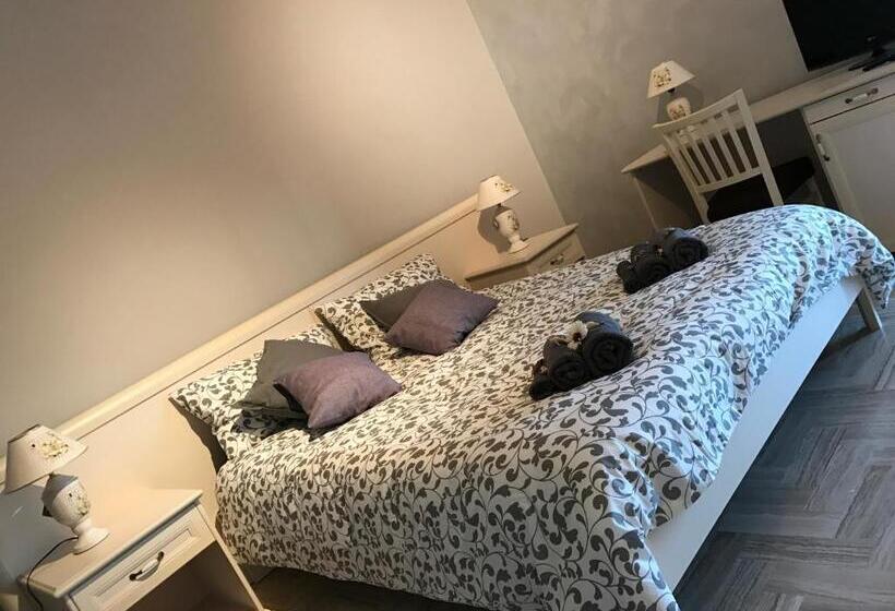 Bed and Breakfast Affittacamere La Divina Commedia
