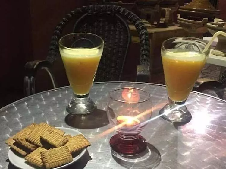 Aamiaismajoitus (B&B) Camping La Vallee De Tarsouate