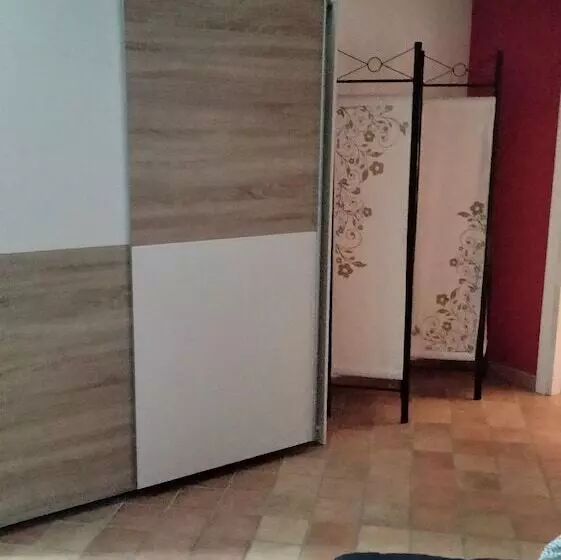 Aamiaismajoitus (B&B) Mansarda Viti