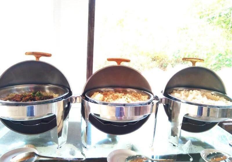 Bed and Breakfast Naya Matahora Island Resort