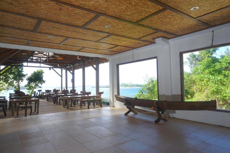 Bed and Breakfast Naya Matahora Island Resort