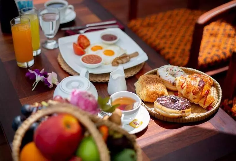 Hotelli Angkor Privilege Resort & Spa