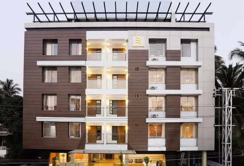 Hotelli Bhavanam Regency