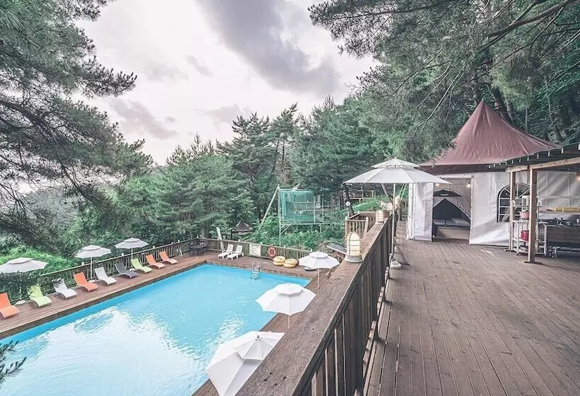 Hotelli Couplestar In Forest Glamping