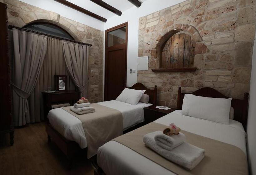 호텔 Hanna Koumi Boutique