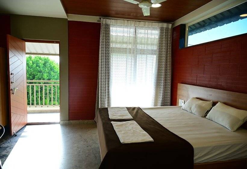 Hotel Parth Residency