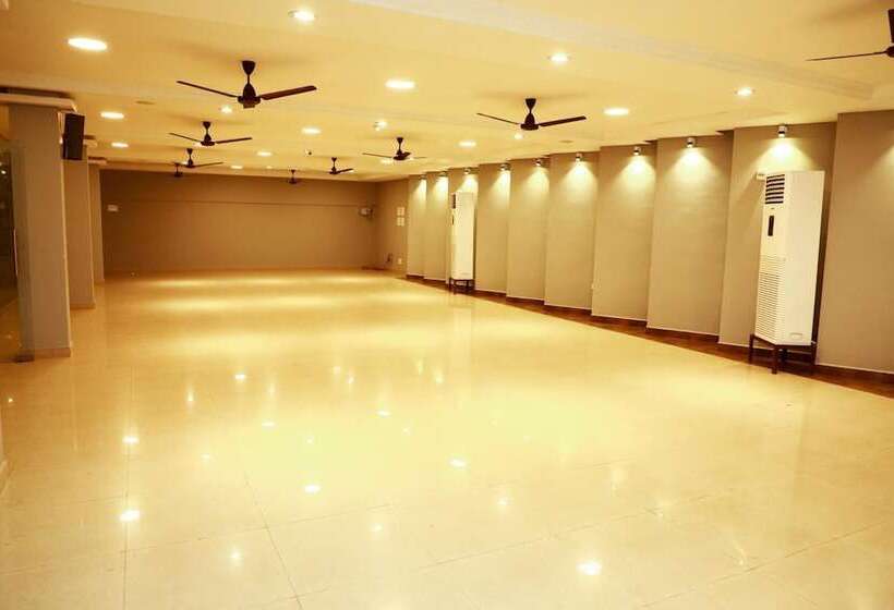 Hotel Parth Residency