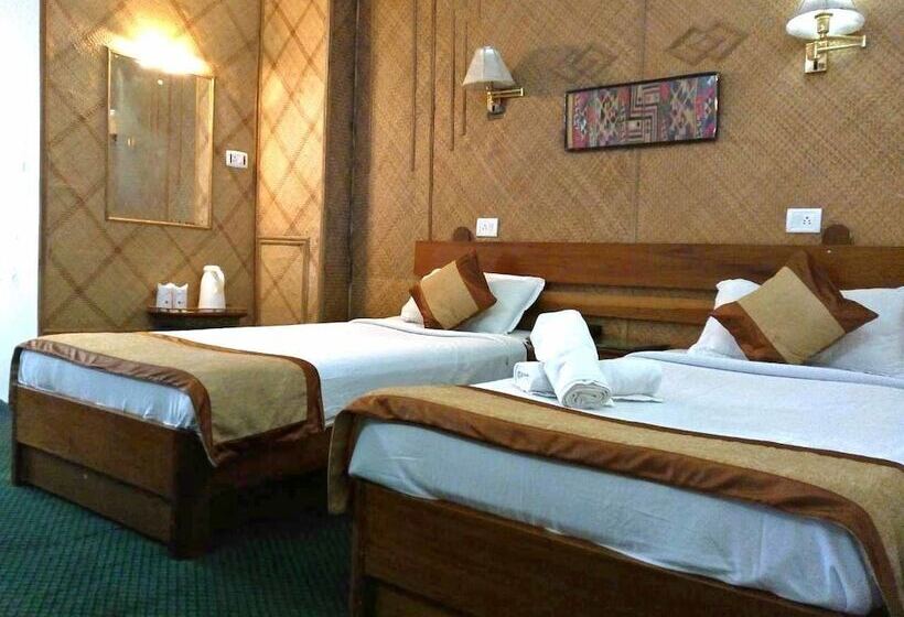 Hotel Phamrong Retreat