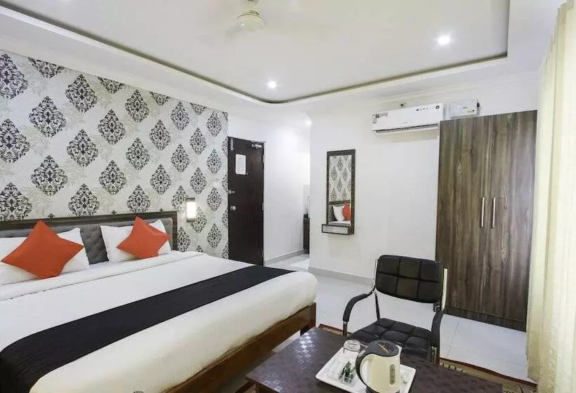 Hotelli Rich Fort By Oyo Rooms