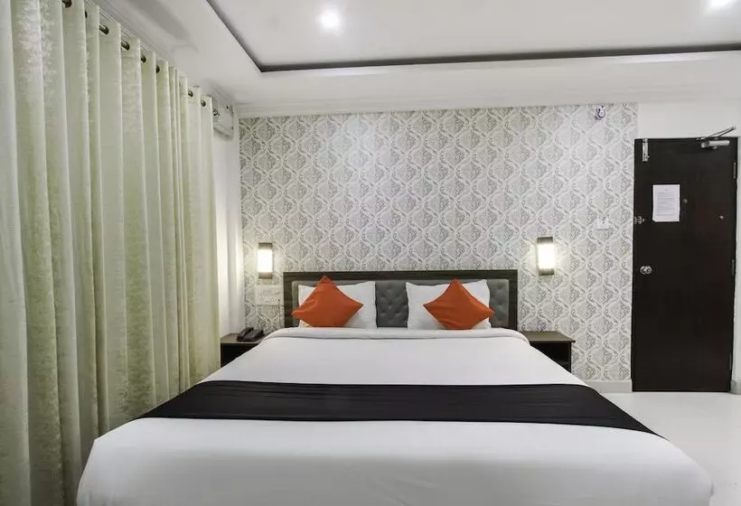 Hotelli Rich Fort By Oyo Rooms