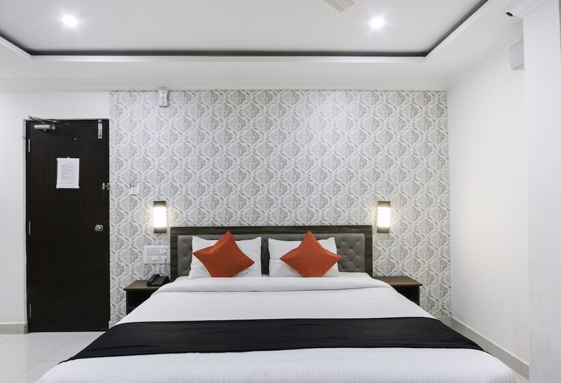 בית מלון כפרי Rich Fort By Oyo Rooms