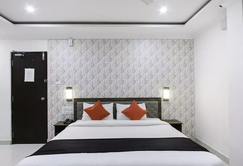 Hotelli Rich Fort By Oyo Rooms