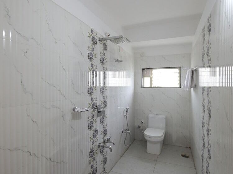 בית מלון כפרי Rich Fort By Oyo Rooms