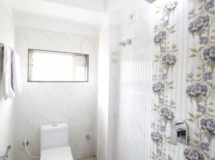 Hotelli Rich Fort By Oyo Rooms