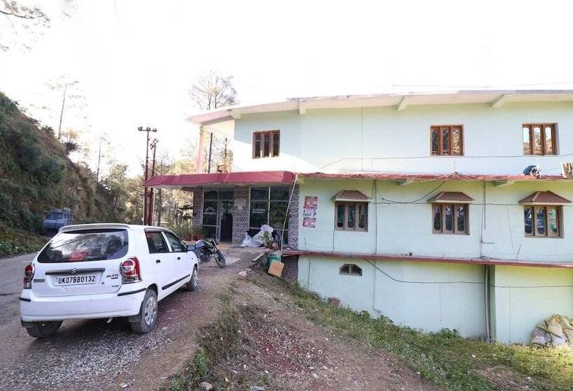 호텔 Riya Residency