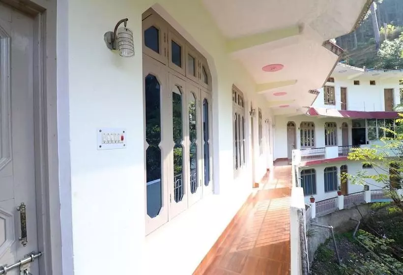 ホテル Riya Residency
