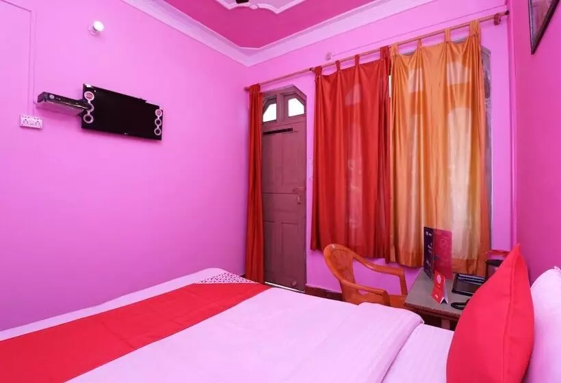 ホテル Riya Residency