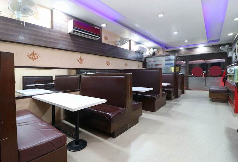 فندق Singh's 11 By Oyo Rooms