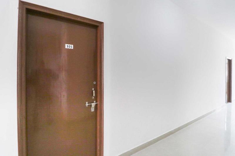 Super Hotel O Spring Woods Suites