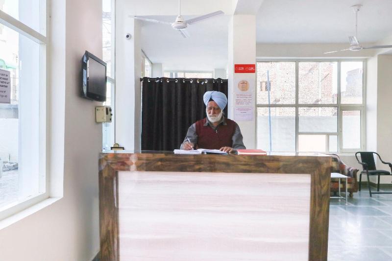 Super Hotel O Spring Woods Suites