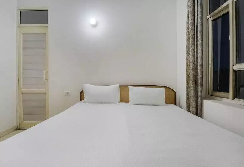 ホテル Spot On 44303 Canadian Guest House