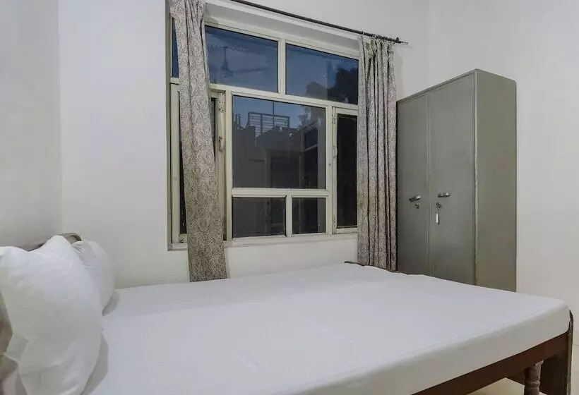 ホテル Spot On 44303 Canadian Guest House