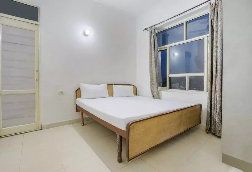 ホテル Spot On 44303 Canadian Guest House