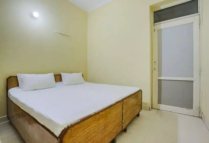 ホテル Spot On 44303 Canadian Guest House