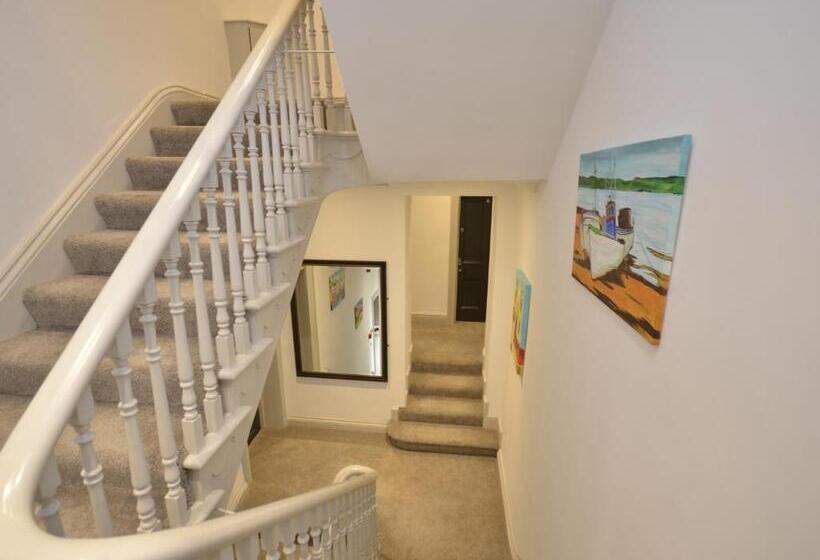 בית מלון כפרי The Chapel House