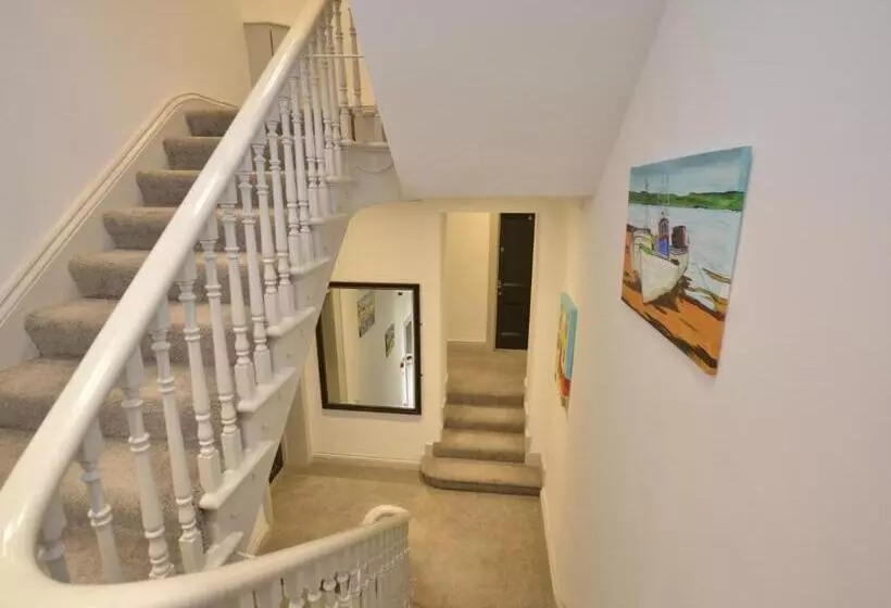 Hotelli The Chapel House