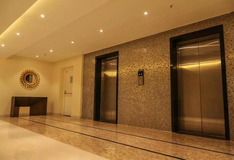 Hotelli The Grand Asansol