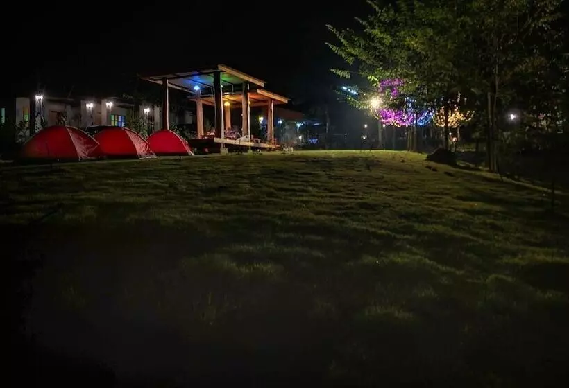 Hotelli The Nanda Resort