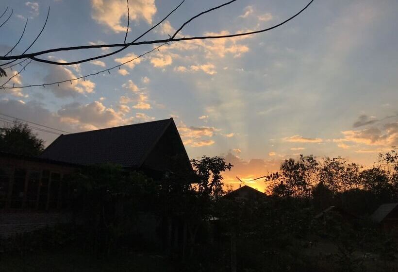 فندق The Nanda Resort