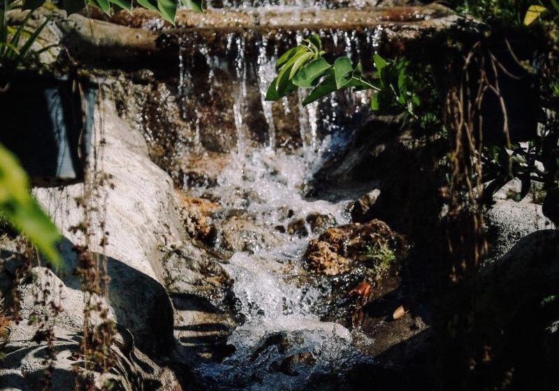 فندق The Nanda Resort