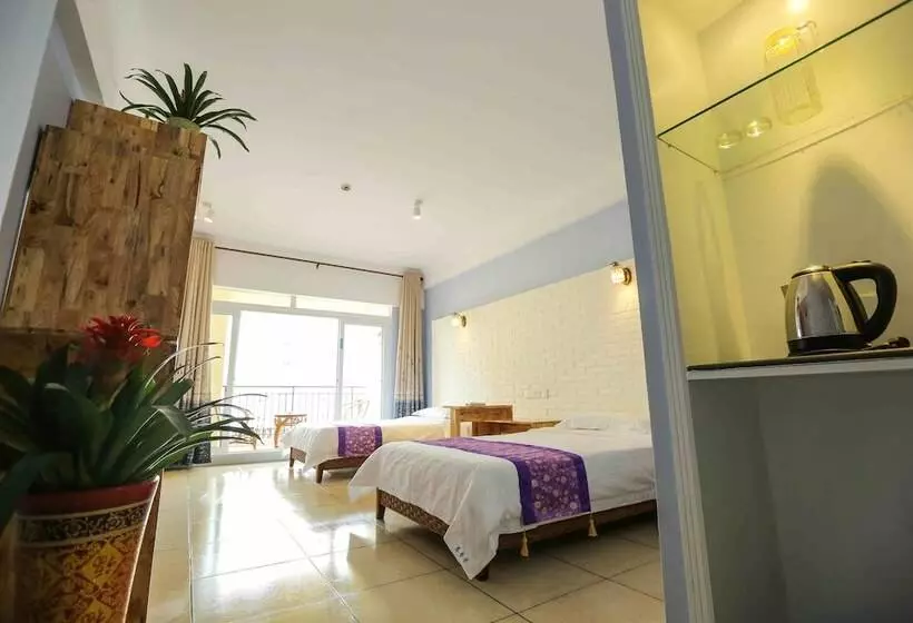 Hotelli The Sea Resort Sanya Seaview Inn