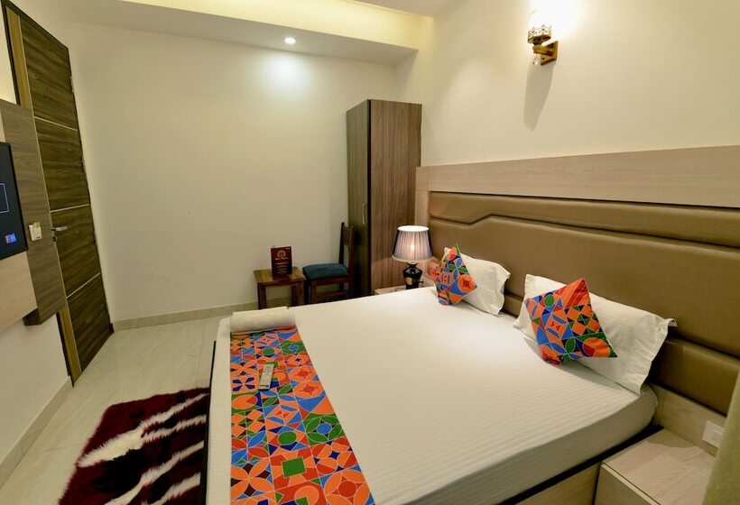 בית מלון כפרי The Yellow